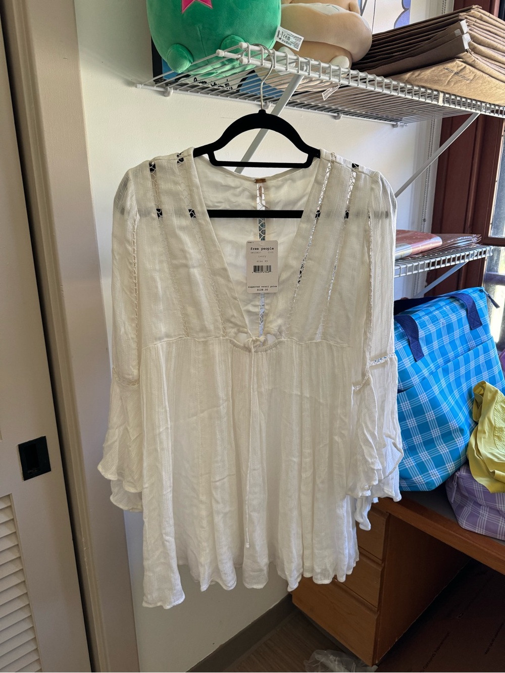 Free People Women's White Boho V-Neck Peasant Top BNWT Size XS